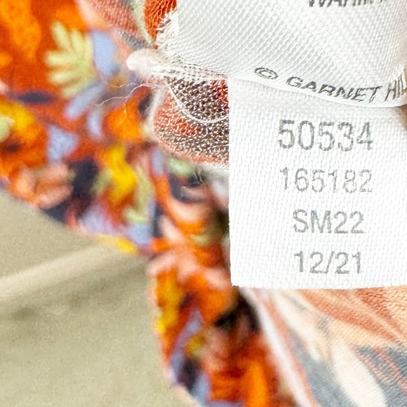 Garnet Hill Dark Floral Lenzing Ecovero Viscose Crop Cap Sleeve VNeck Top Size M - Picture 6 of 9